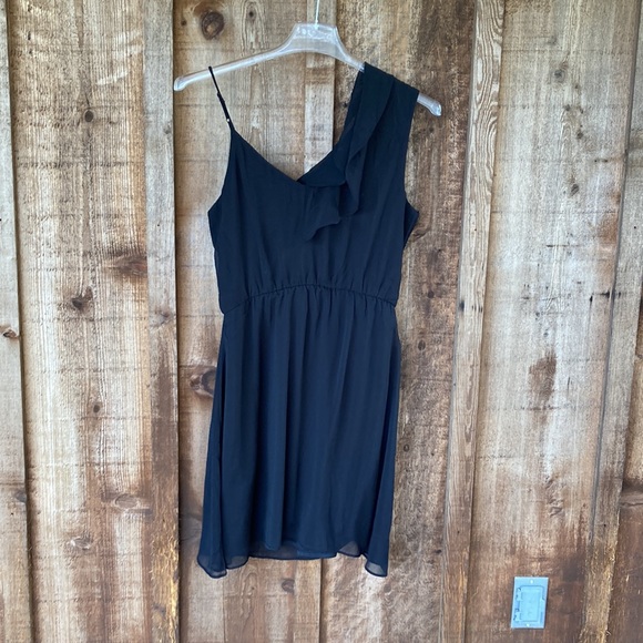 Maurices Black Ruffle Strap V-neck Mini Dress - Picture 4 of 8
